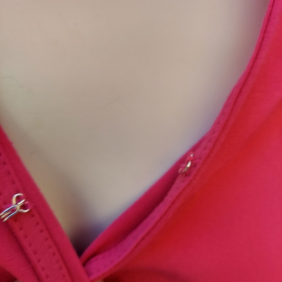 Inc International Concepts Fushia Top - Picture 16 of 16